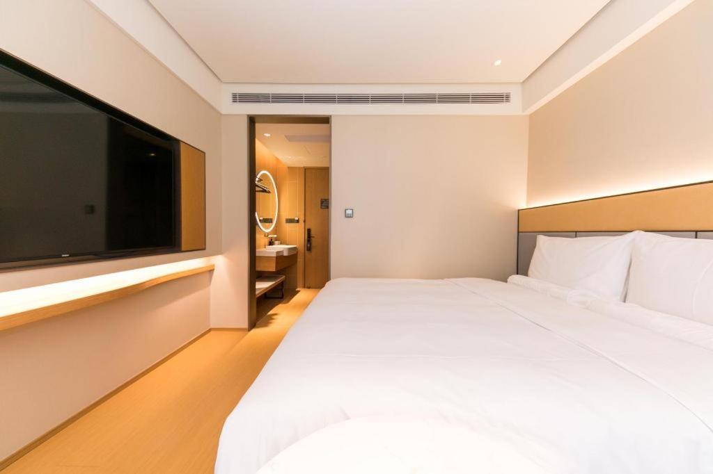 Ji Hotel Shanghai Xujiahui Экстерьер фото