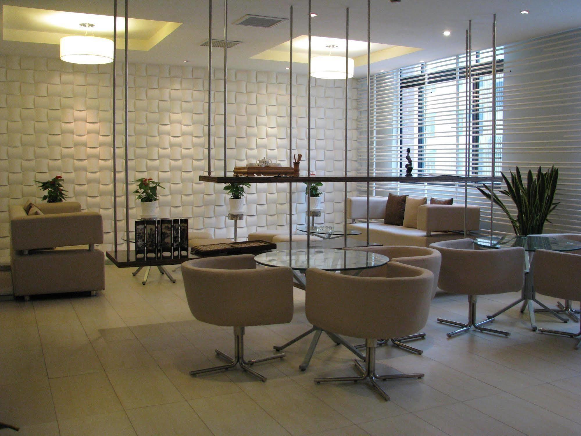 Ji Hotel Shanghai Xujiahui Экстерьер фото